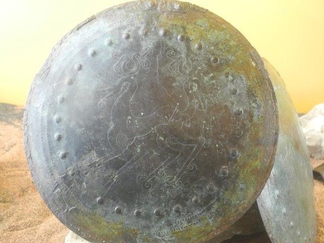 Il grande disco in bronzo di un corredo funerario italico